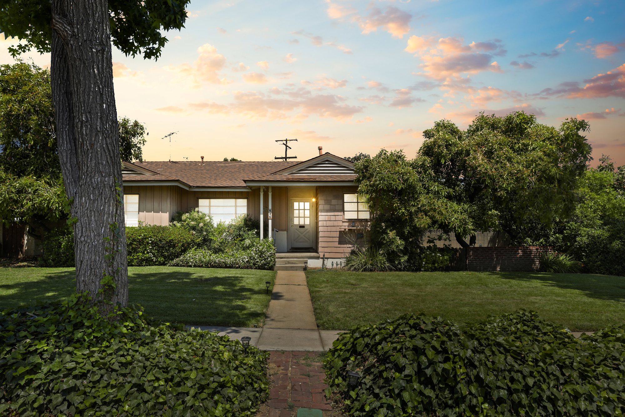 Mid Century Home on Quiet Street Front house in Upland main property photo